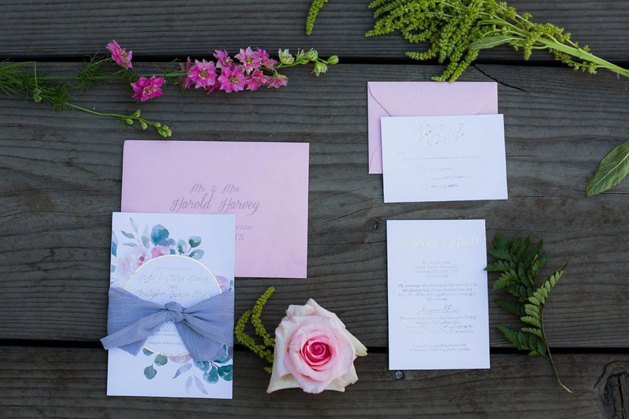 Blush Rustic Vintage Wedding Ideas via TheELD.com