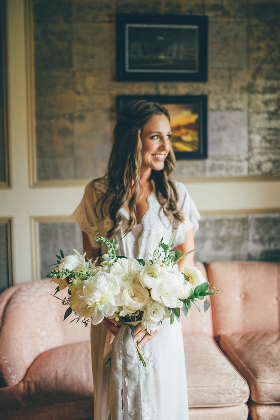 Romantic Blush & White Central Florida Wedding via TheELD.com