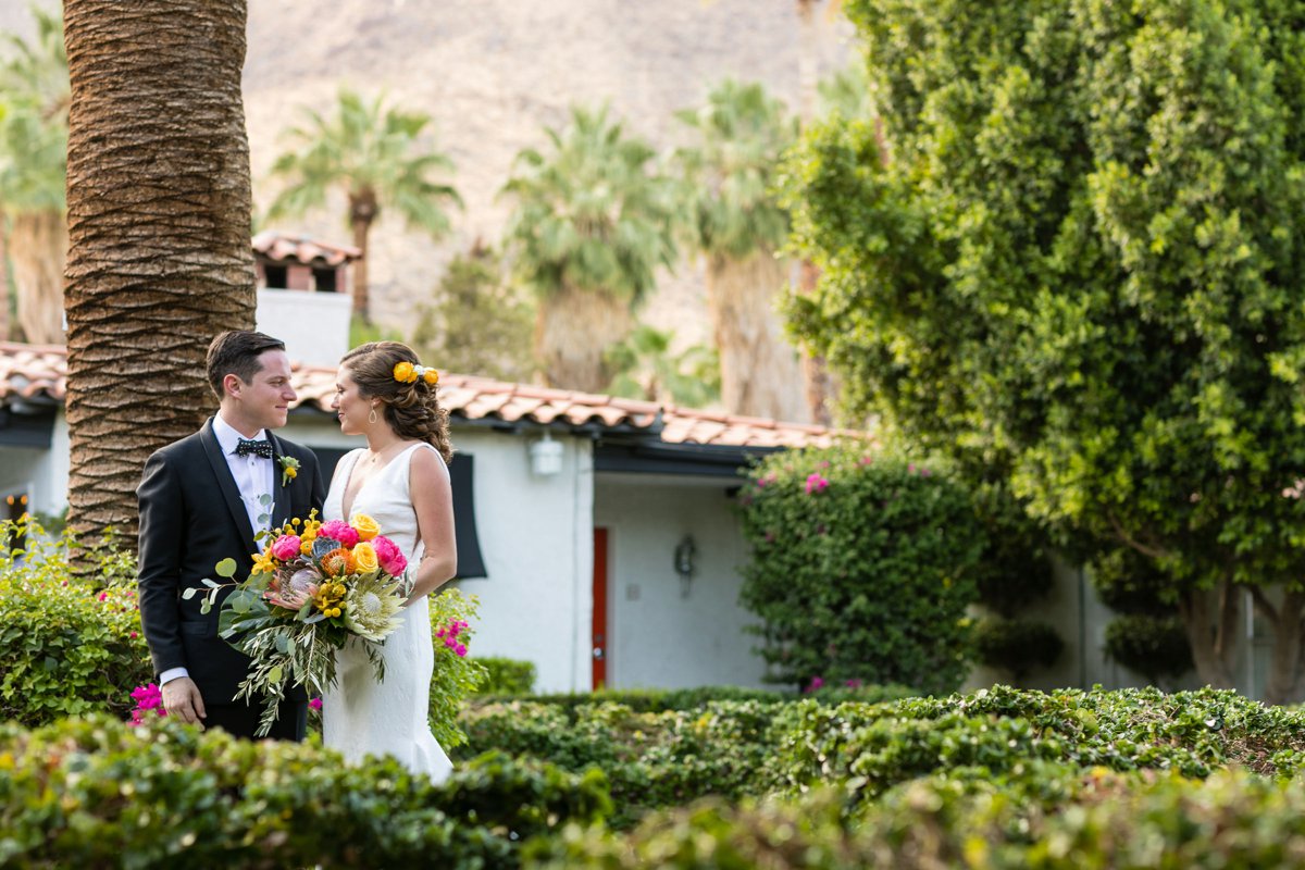 Vibrant Jungle Inspired Palm Springs Wedding via TheELD.com