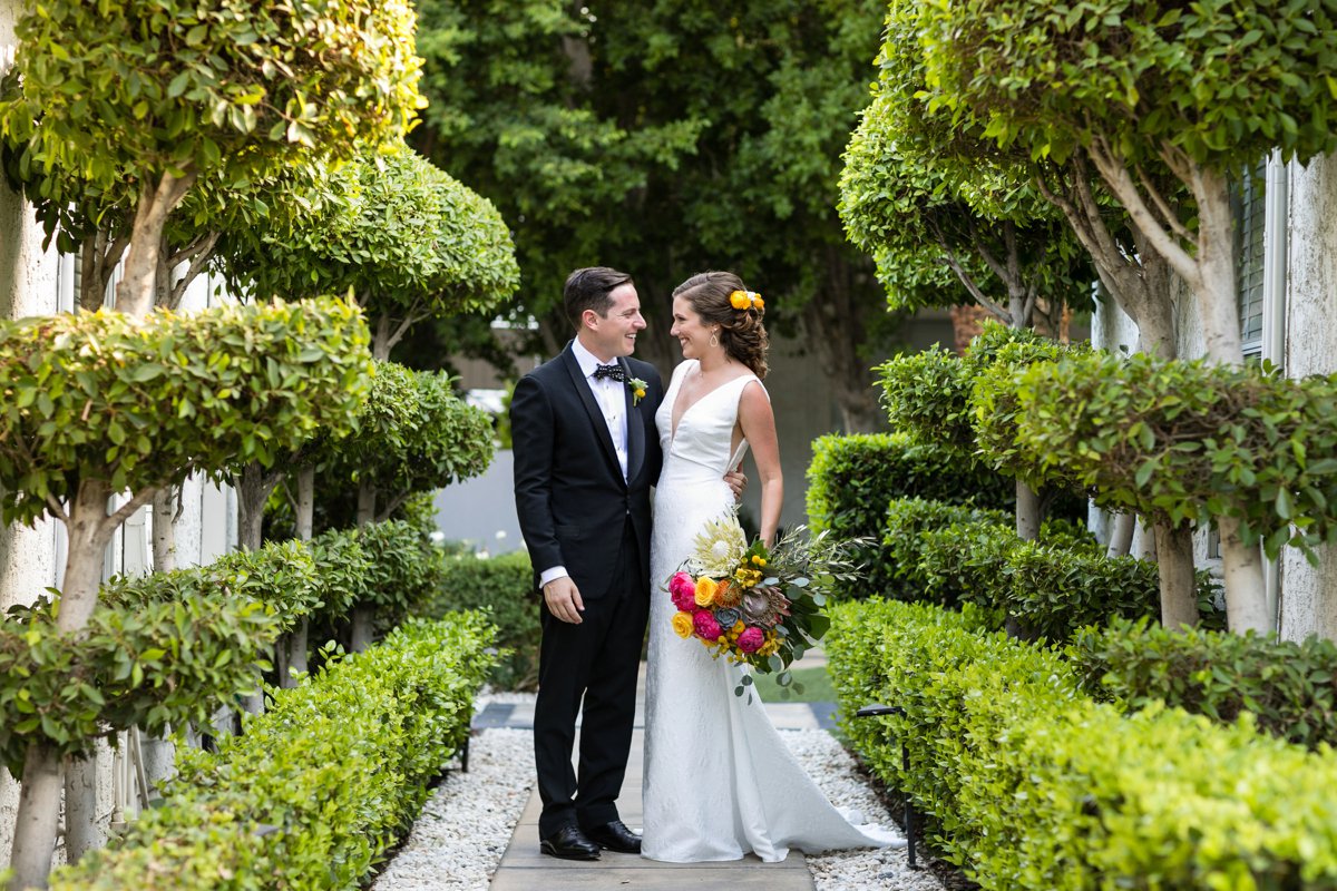 Vibrant Jungle Inspired Palm Springs Wedding via TheELD.com