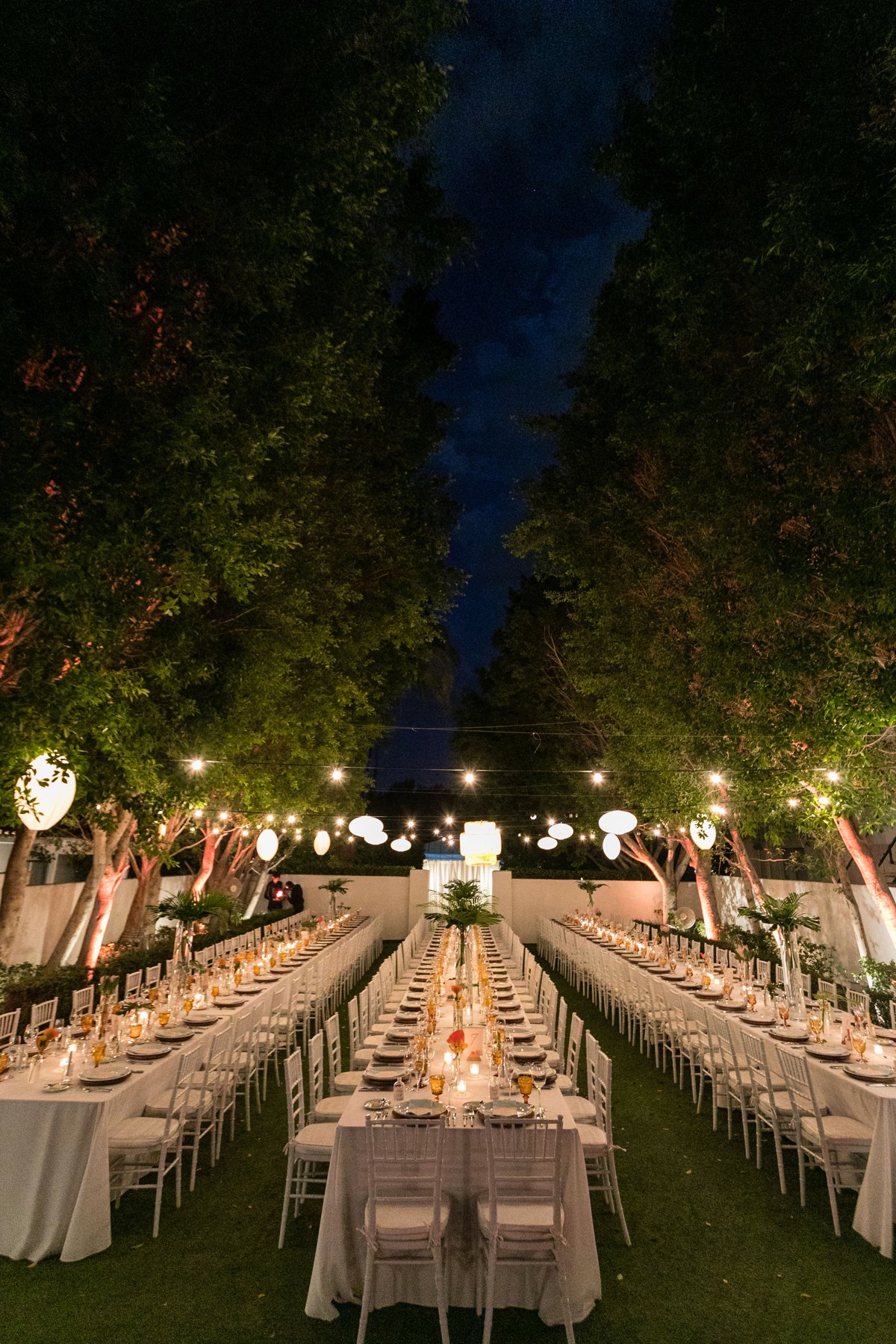 Vibrant Jungle Inspired Palm Springs Wedding via TheELD.com