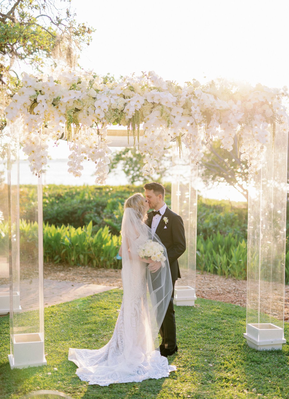 A White Modern Romantic Sarasota Wedding via TheELD.com