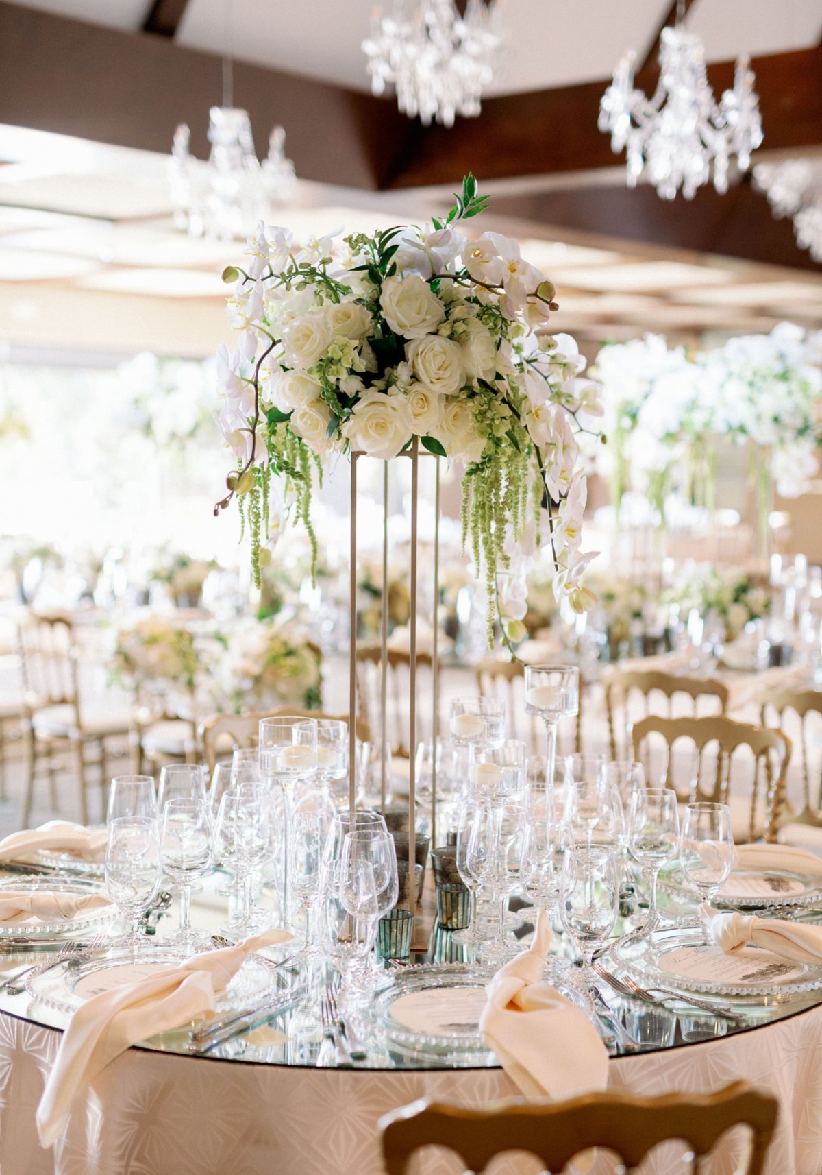 A White Modern Romantic Sarasota Wedding via TheELD.com