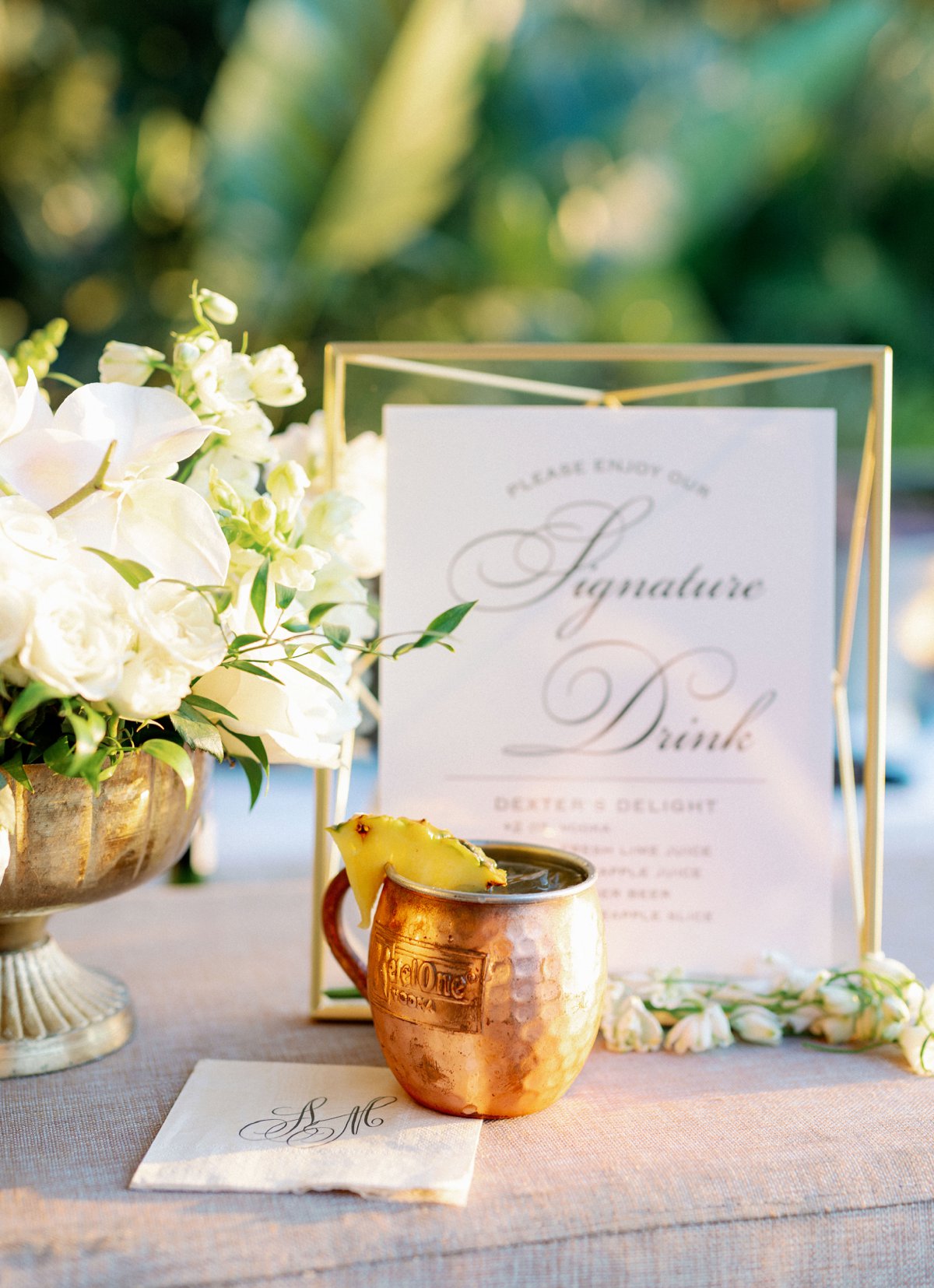 A White Modern Romantic Sarasota Wedding via TheELD.com