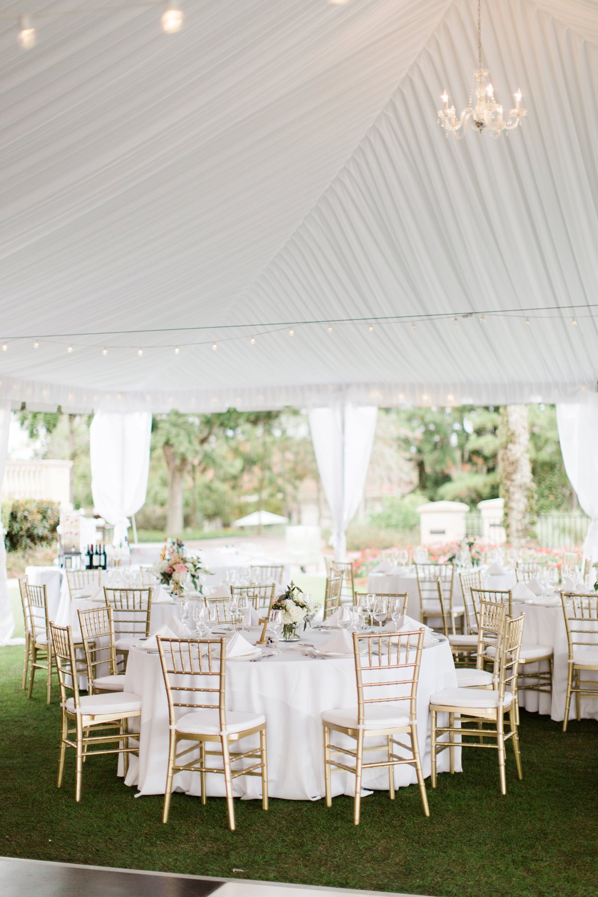 An Elegant Tented Wedding At TPC Sawgrass via TheELD.com