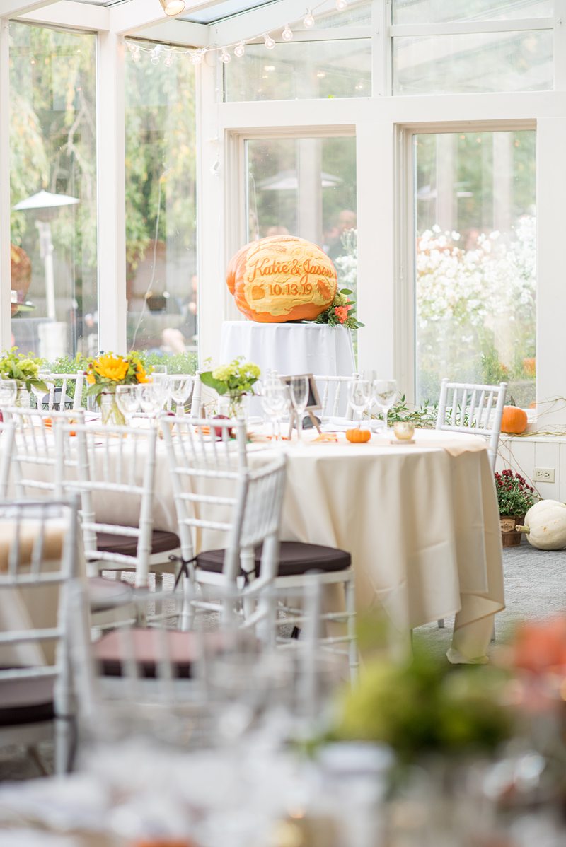 An Autumn Inspired New York Wedding via TheELD.com