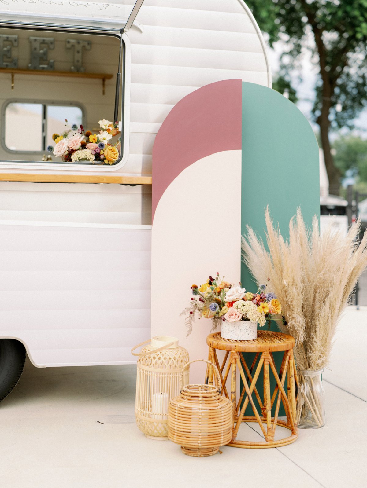 Colorful Retro Wedding Ideas via TheELD.com