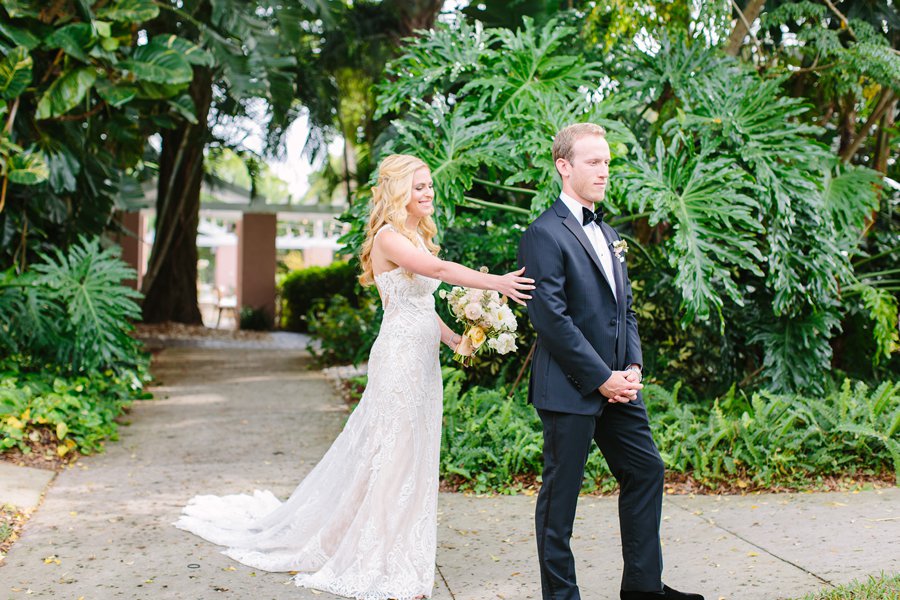 An Elegant Floral Filled Florida Wedding via TheELD.com