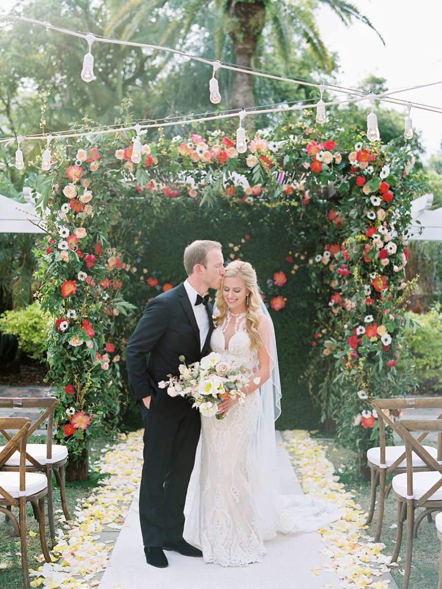 An Elegant Floral Filled Florida Wedding via TheELD.com