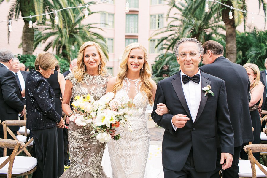 An Elegant Floral Filled Florida Wedding via TheELD.com