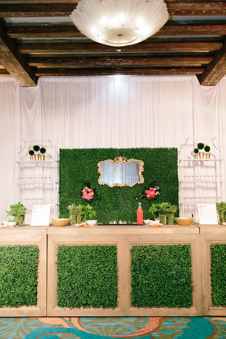 An Elegant Floral Filled Florida Wedding via TheELD.com