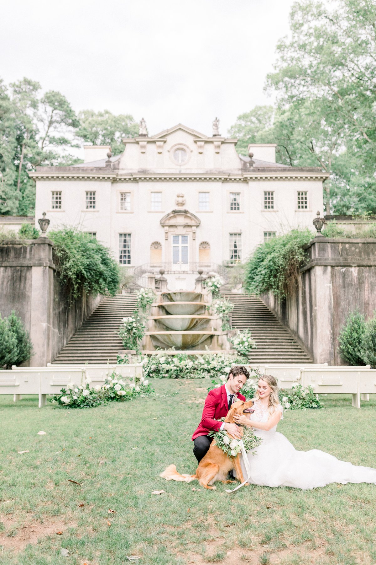 Vintage Elegant Red Wedding Ideas via TheELD.com