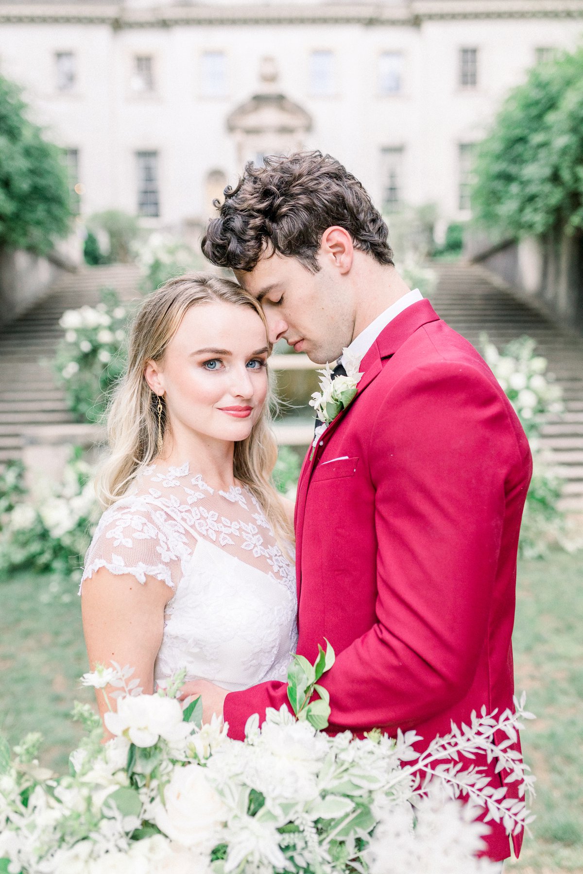 Vintage Elegant Red Wedding Ideas via TheELD.com