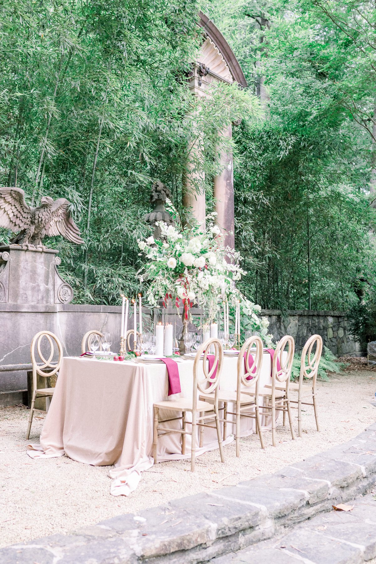 Vintage Elegant Red Wedding Ideas via TheELD.com