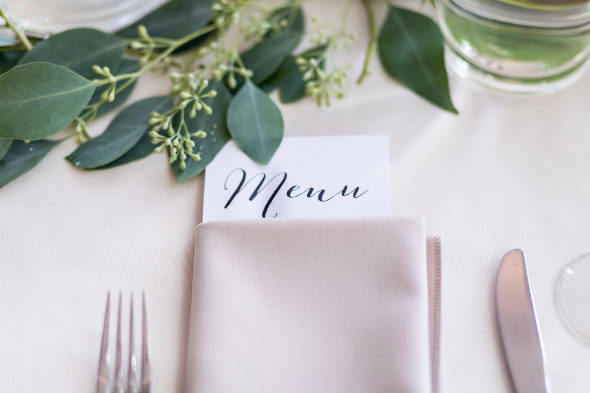 Fun & Elegant Pennsylvania Wedding via TheELD.com