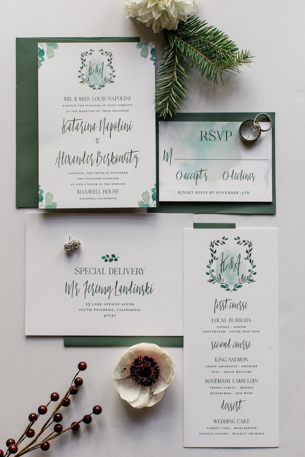 Modern Christmas Wedding Inspiration via TheELD.com