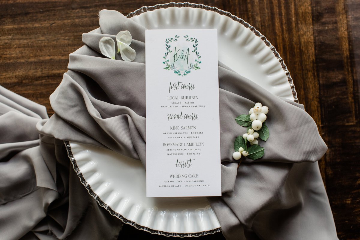 Modern Christmas Wedding Inspiration via TheELD.com