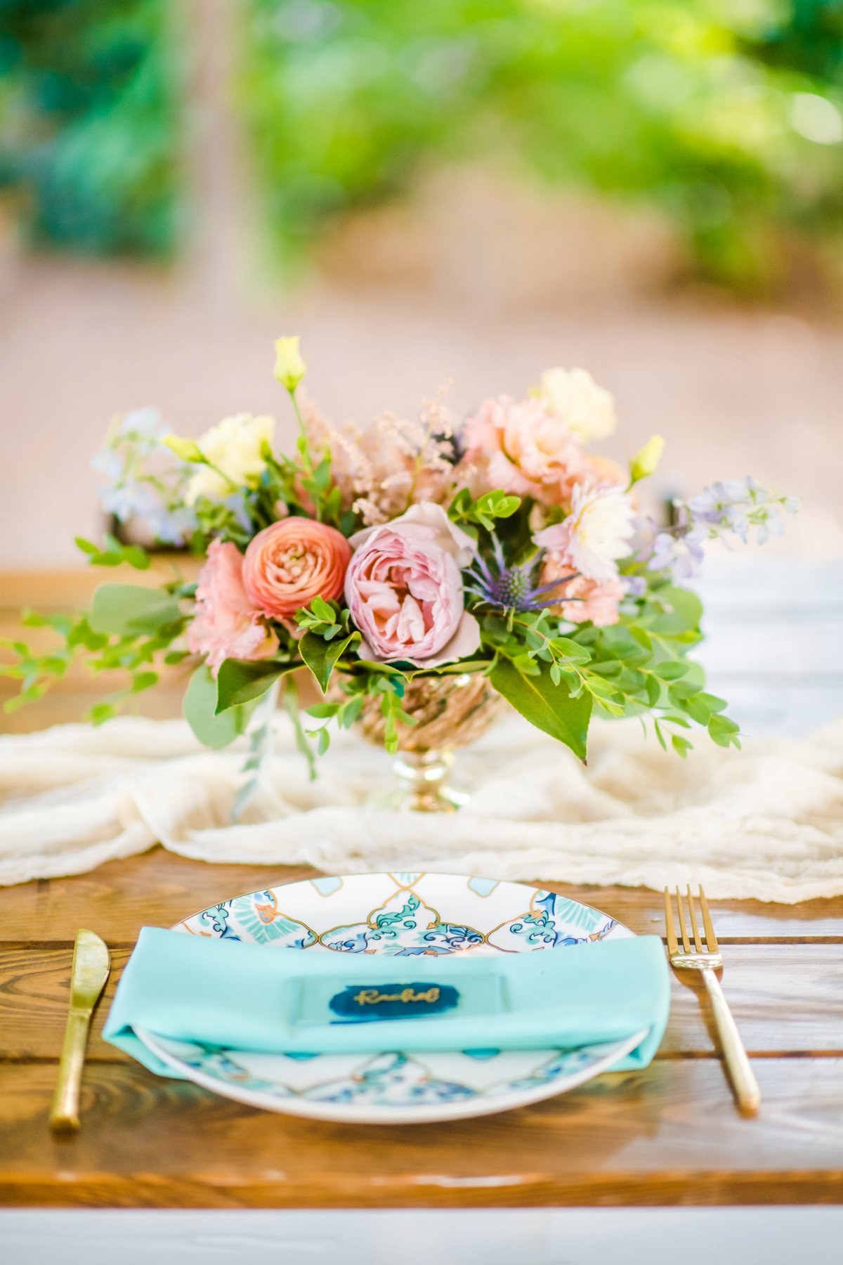 A Colorful Outdoor North Carolina Wedding via TheELD.com