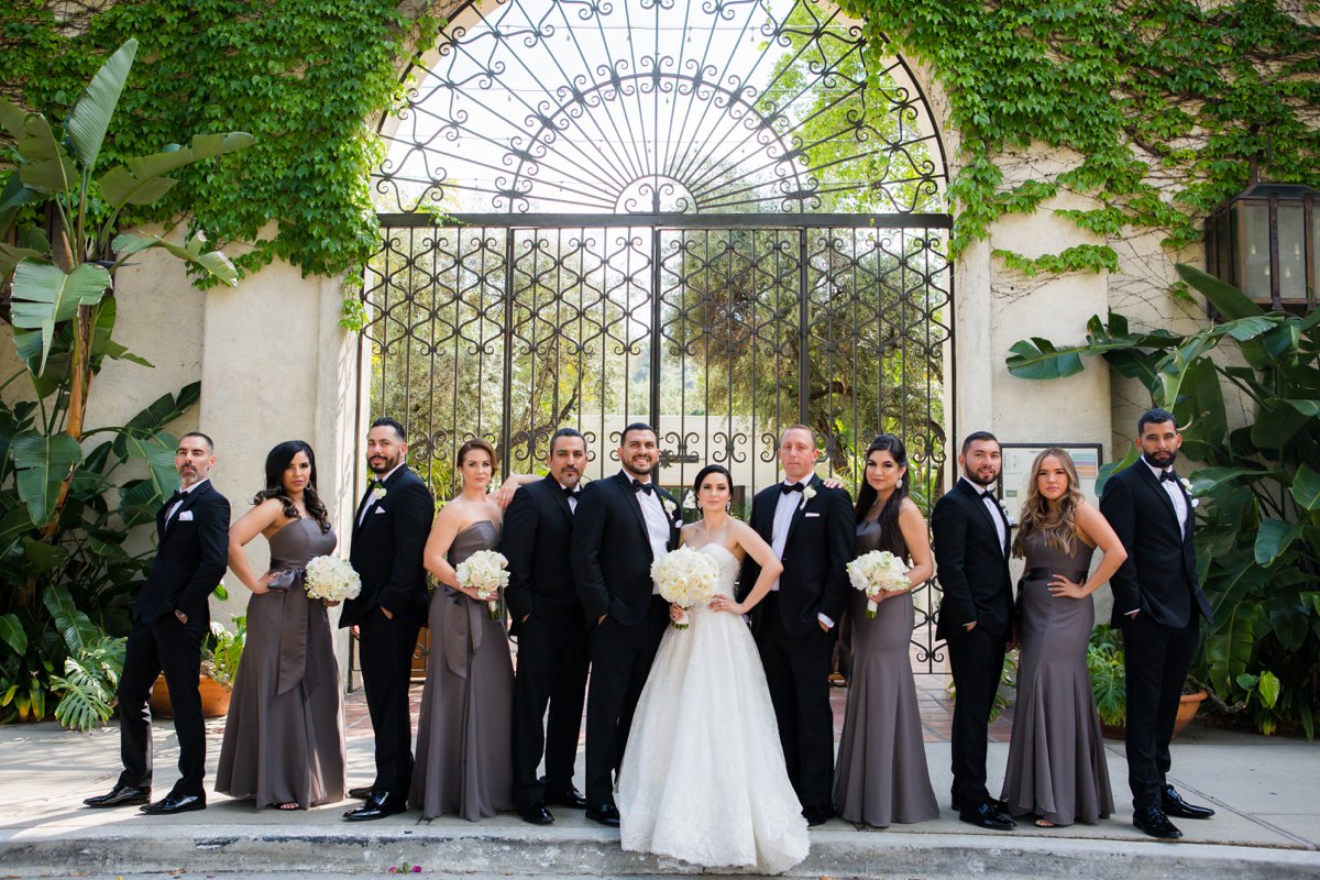 An All White Modern & Elegant Los Angeles Wedding via TheELD.com