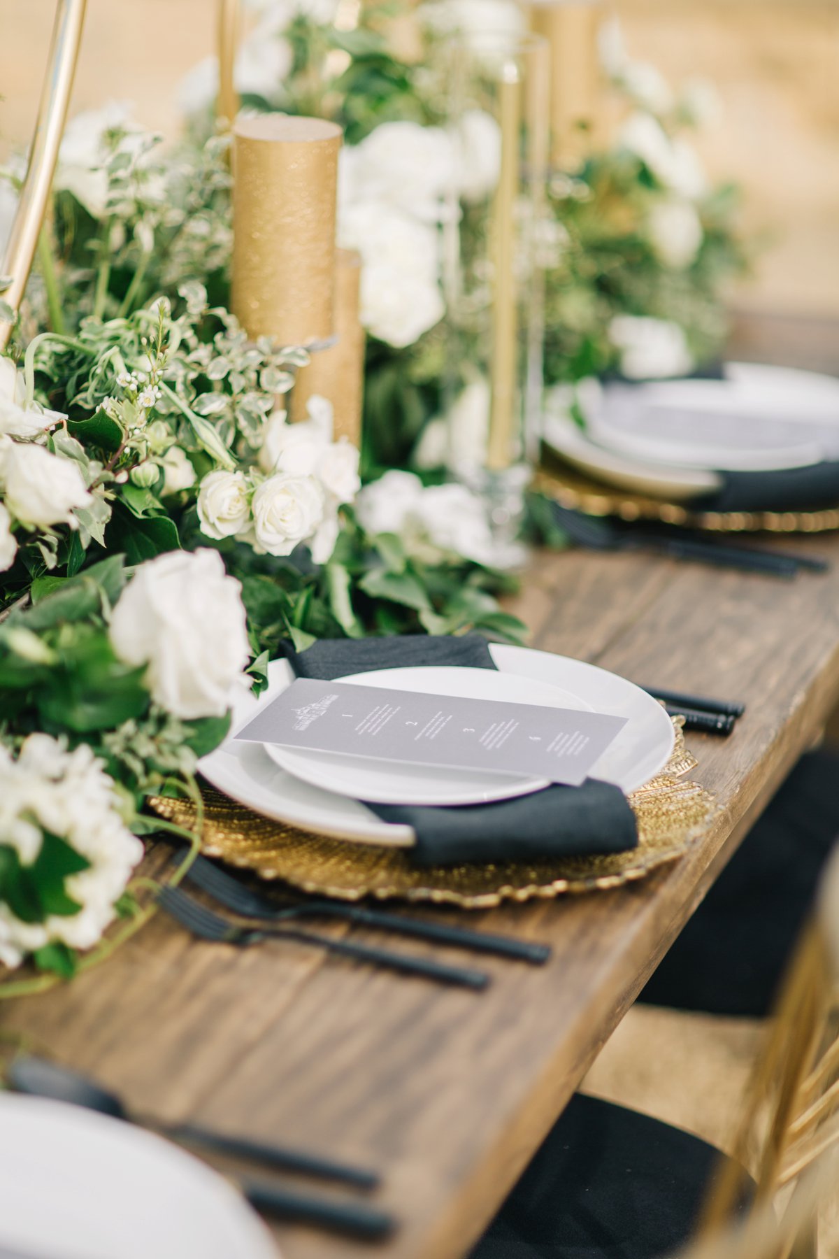 Elegant Black, White & Gold Texas Wedding Inspiration via TheELD.com