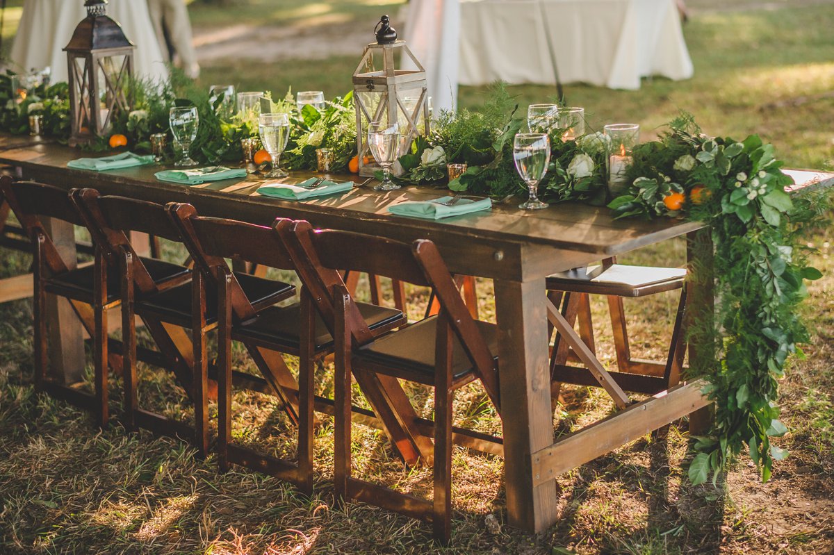 An Organic Riverside Old Florida Wedding via TheELD.com