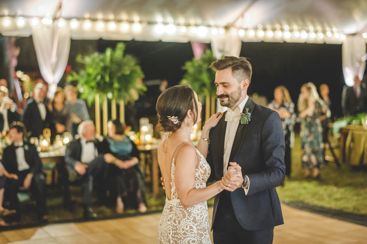 An Organic Riverside Old Florida Wedding via TheELD.com