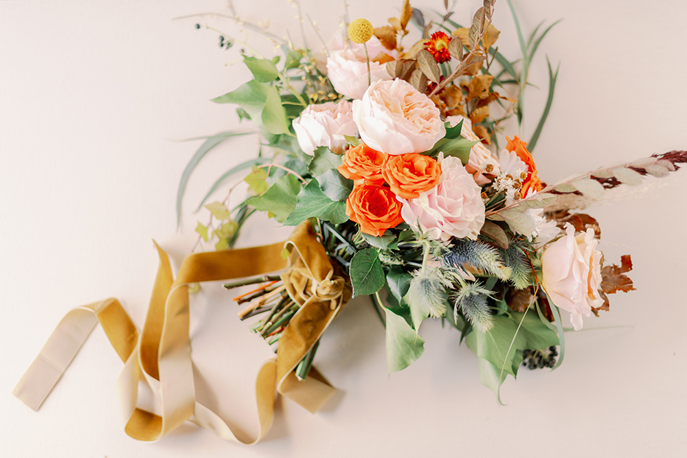 Chic 70s Retro Wedding Ideas via TheELD.com