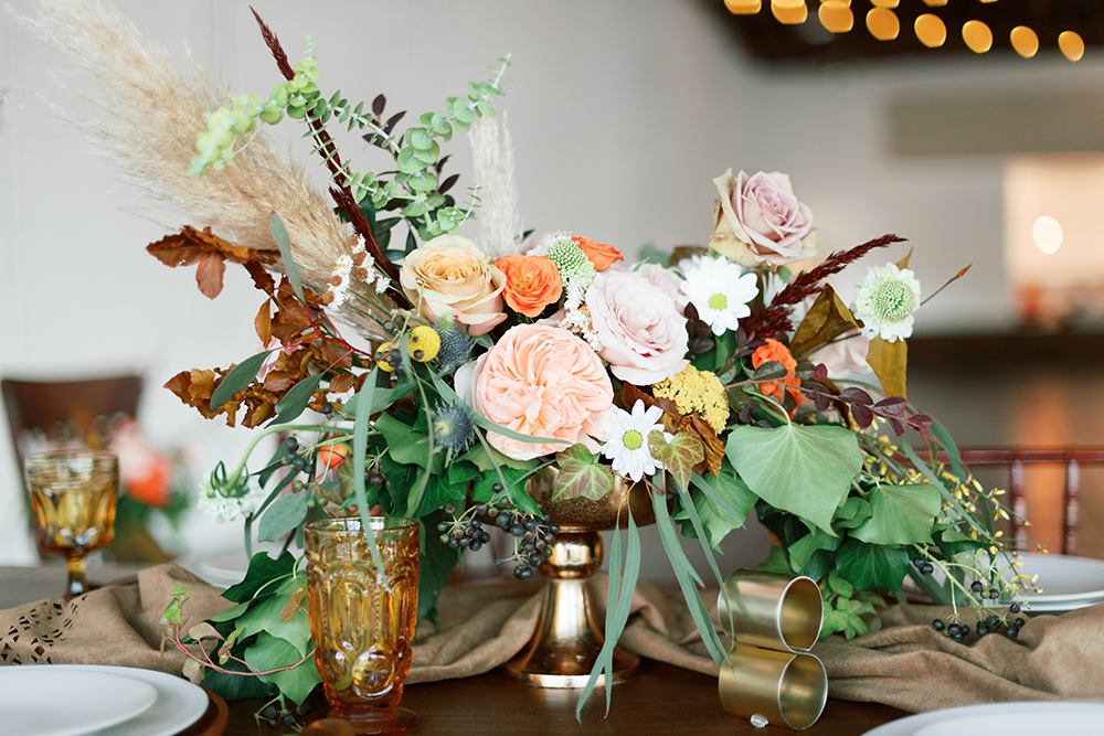 Chic 70s Retro Wedding Ideas via TheELD.com