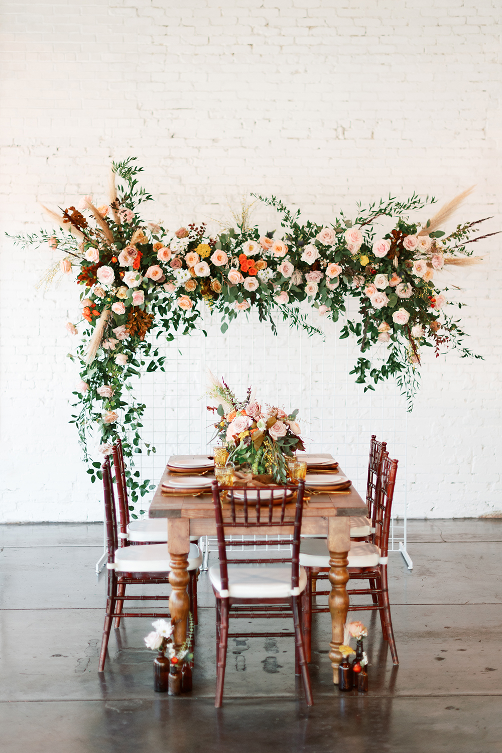 Chic 70s Retro Wedding Ideas via TheELD.com