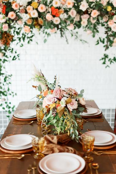 Chic 70s Retro Wedding Ideas via TheELD.com