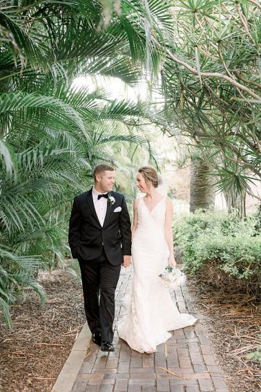 A Classic St. Petersburg Wedding with 1920s Style via TheELD.com