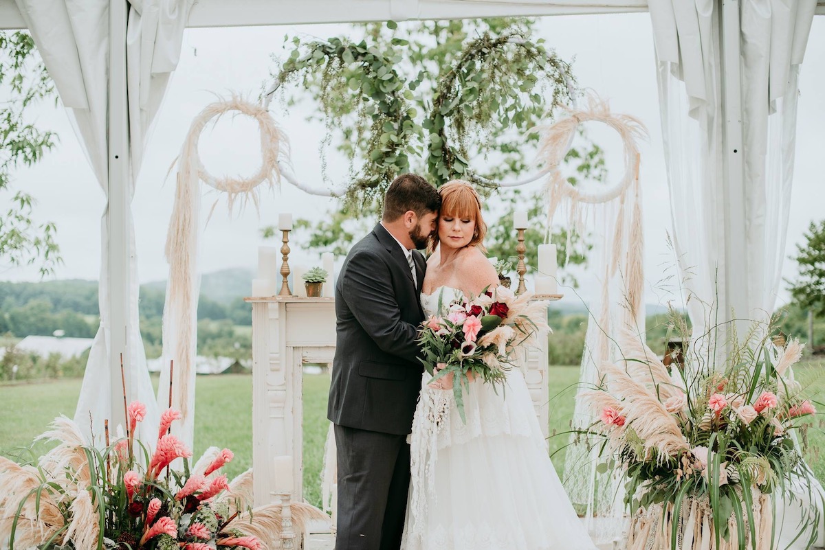 I Do Weddings with Love Every Last Detail