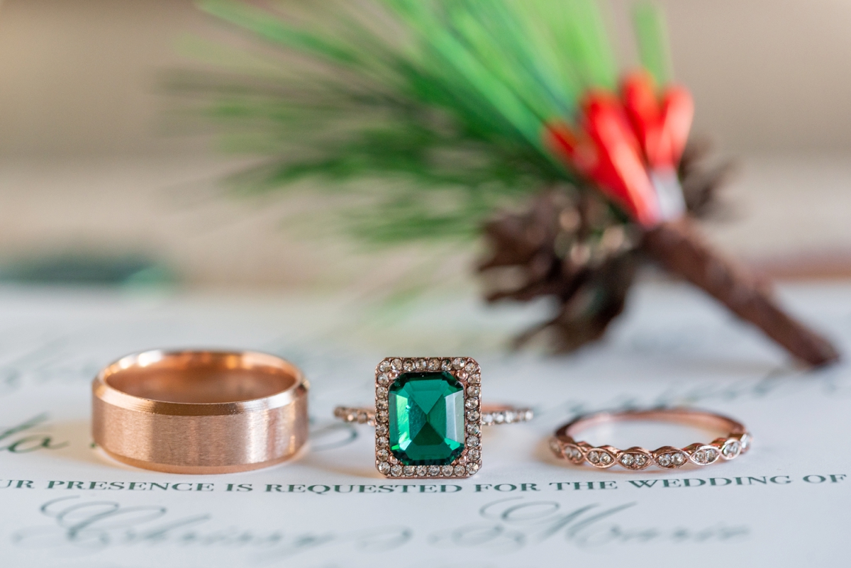 Festive Holiday Inspired Wedding Ideas via TheELD.com