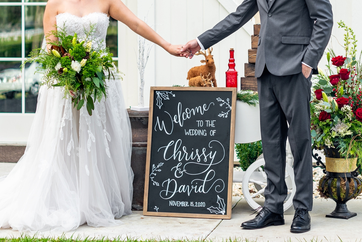 Festive Holiday Inspired Wedding Ideas via TheELD.com