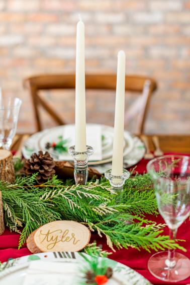 Festive Holiday Inspired Wedding Ideas via TheELD.com